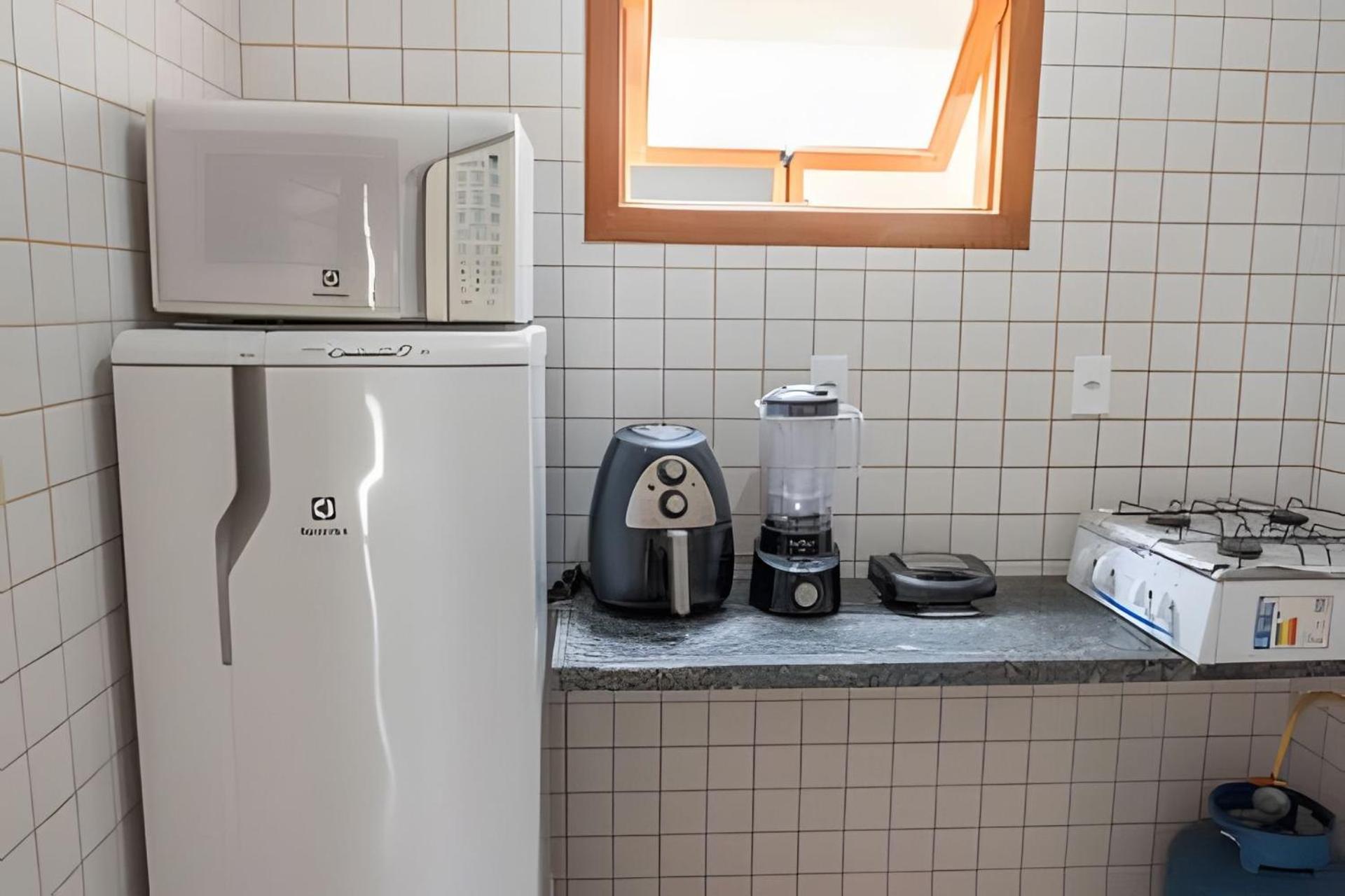 Em Frente A Praia De Taperapuan; Piscina; 1 Quarto; Wifi 300 Mbs; Estacionamento Gratuito 1 Veiculo Porto Seguro Dış mekan fotoğraf